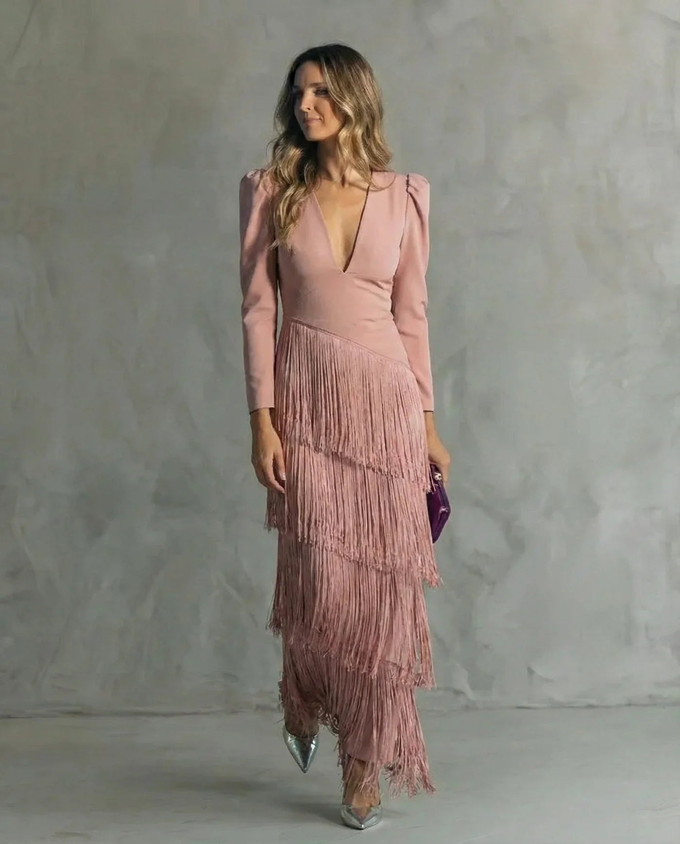 Clara™ | Vestido midi elegante con mangas de flecos